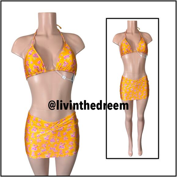 Beach Bunny Luna Mini Skirt - Orange Ditsy Floral SZ L $78 - Picture 4 of 12